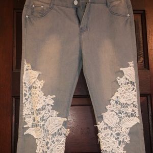 *New* Distressed Jeans w/ Accents